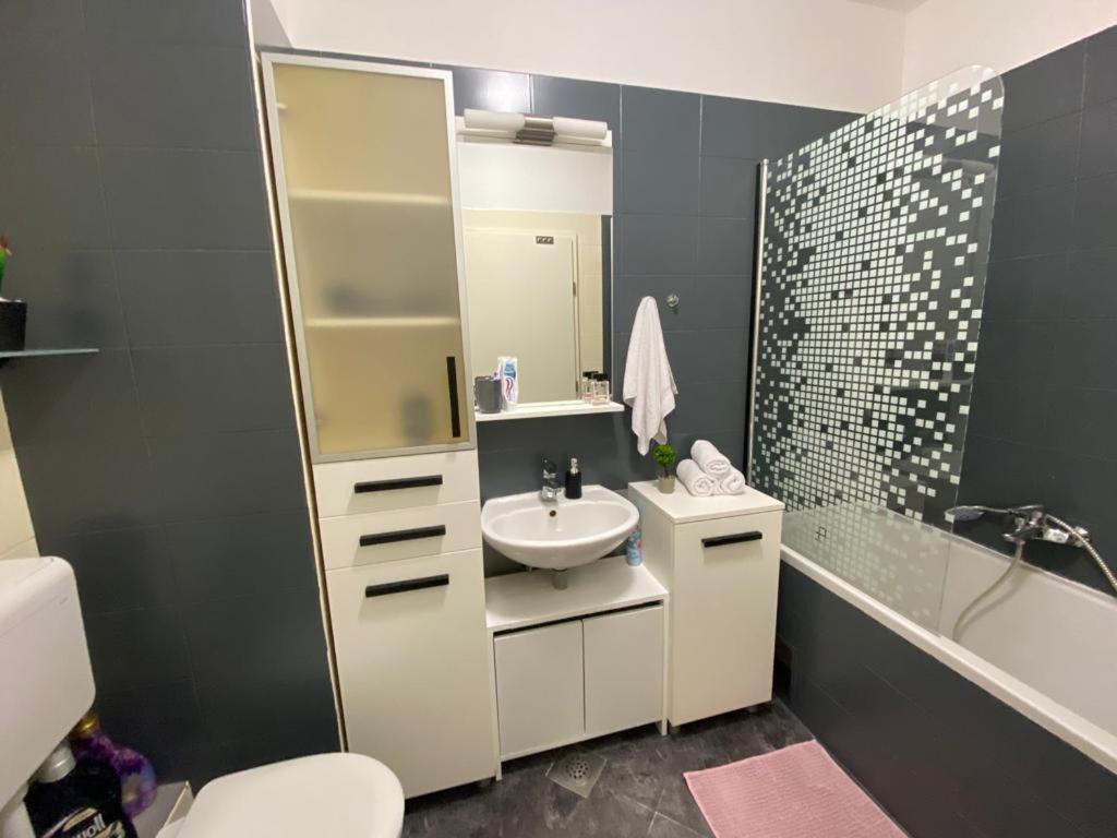 Affordable Apartments 8 Загреб Екстер'єр фото