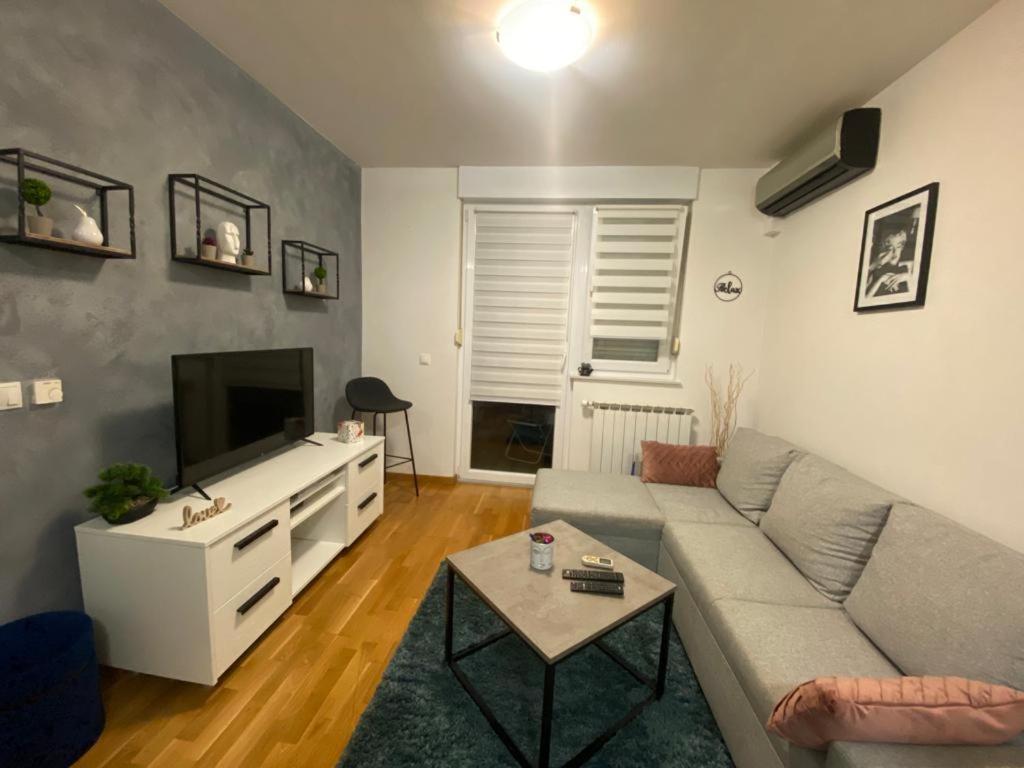 Affordable Apartments 8 Загреб Екстер'єр фото